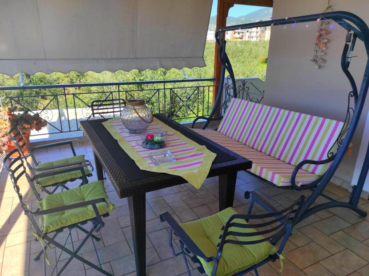 Eleni'S Holiday Home Каламата Екстер'єр фото